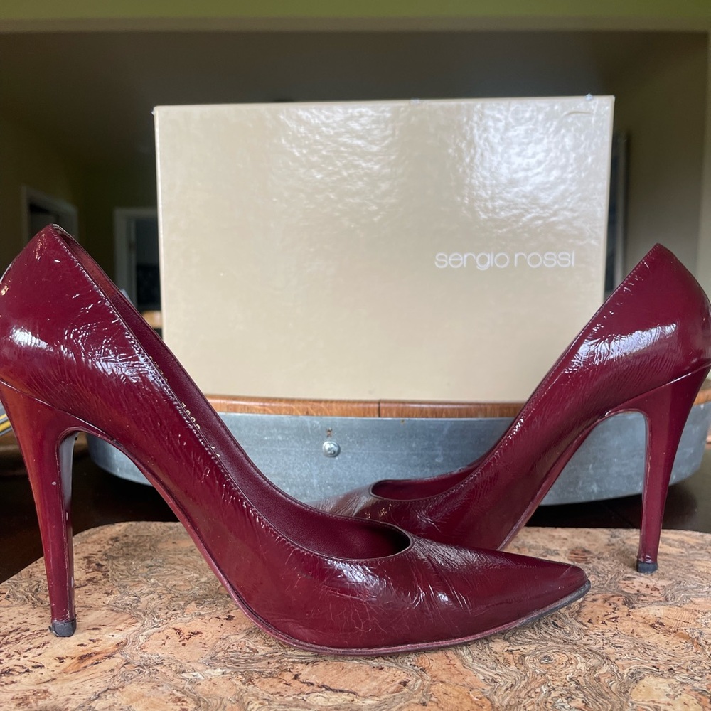 Sergio Rossi burgundy patent leather pump 4.5” heel height size women’s 41